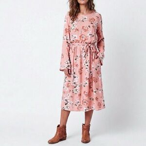 EMMA KNUDSEN Boho Chic Floral Bell Long Sleeve Botanical Midi Shift Dress